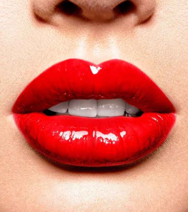 VM00657 Vinyl-Shine-Lip-Stain-vip-57-heart-breaker-bocca-600x677